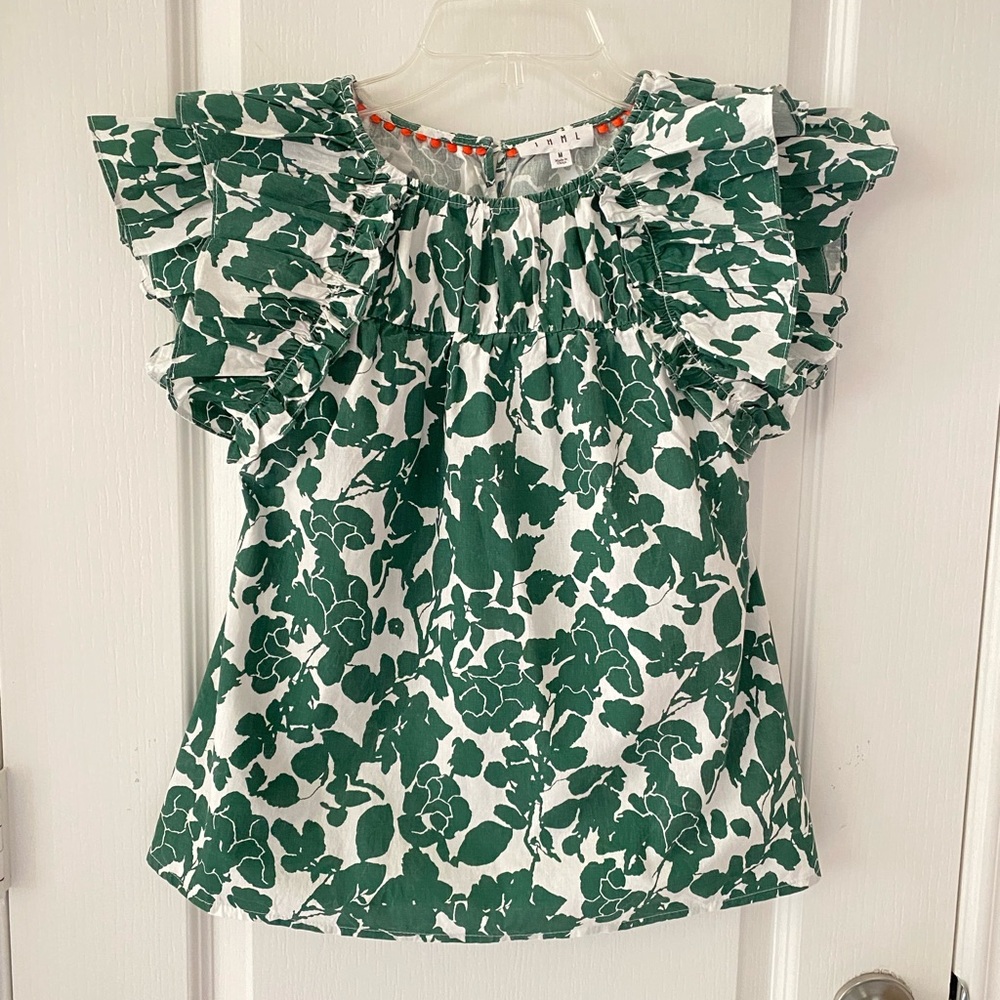 THML GREEN FLORAL TOP SIZE M EUC